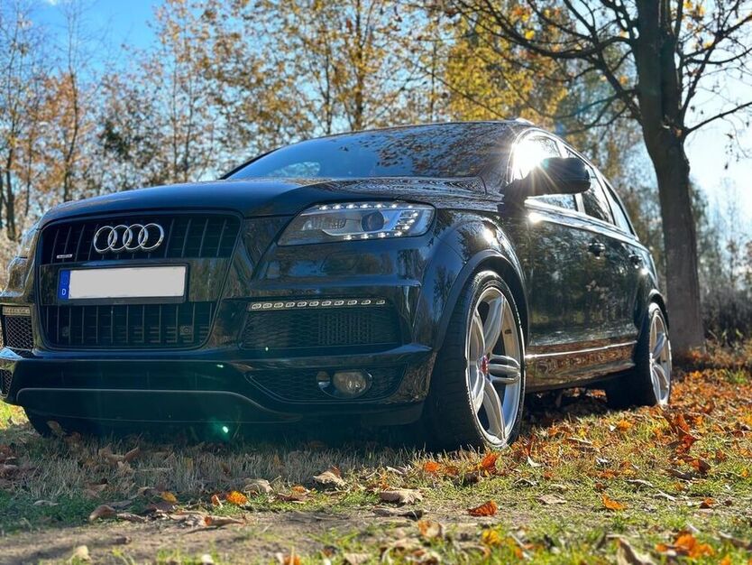 Q7