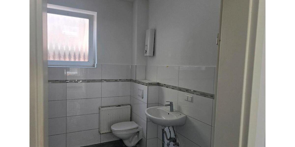 Etagenwohnung Seelze - 6 Zimmer, 122 m&sup2;, 1.500&euro; | Angebot:26112870