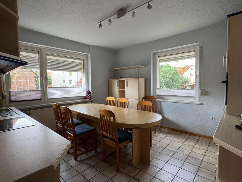 Großzügiges Wohnhaus in ruhiger Lage 8 zimmer