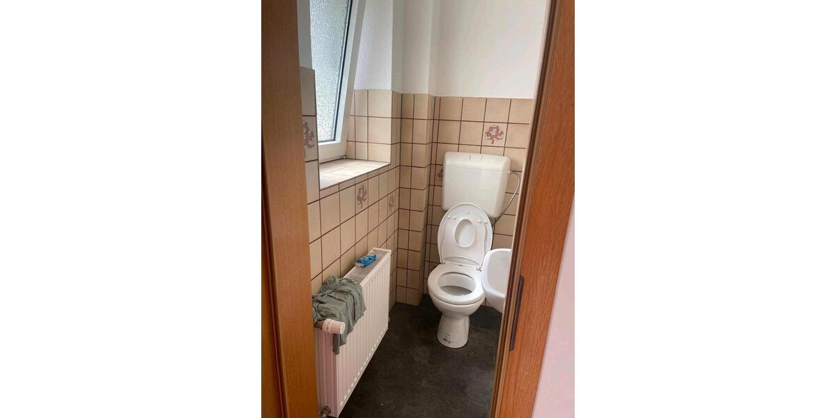 Etagenwohnung Seelze - 5 Zimmer, 95 m&sup2;, 1.500&euro; | Angebot:26256635