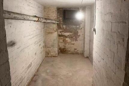 Garagen / Stellplätze Hannover Herrenhausen-Stöcken - 70&euro; | Angebot:25163211