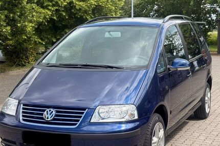 VW Sharan 276.489 km 3.790 &euro; Neustadt 31535