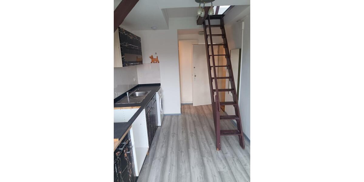 1,5–2,0-Zimmer-Wohnung in zentraler Lage. 1.5 zimmer