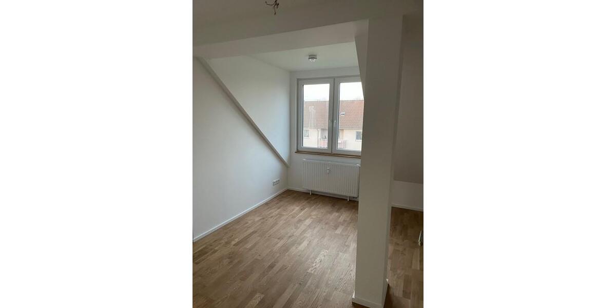 Dachgeschoßwohnung Wunstorf - 3 Zimmer, 72 m&sup2;, 780&euro; | Angebot:24716576
