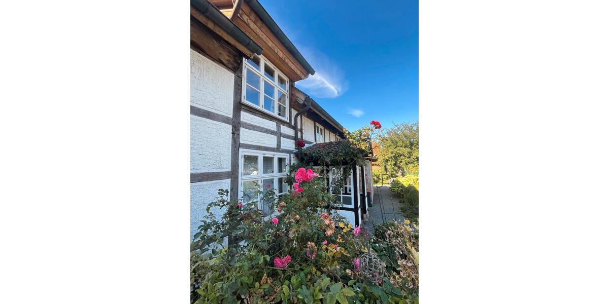Einfamilienhaus Bad Münder am Deister - 14 Zimmer, 342 m&sup2;, 555.000&euro; | Angebot:26688076