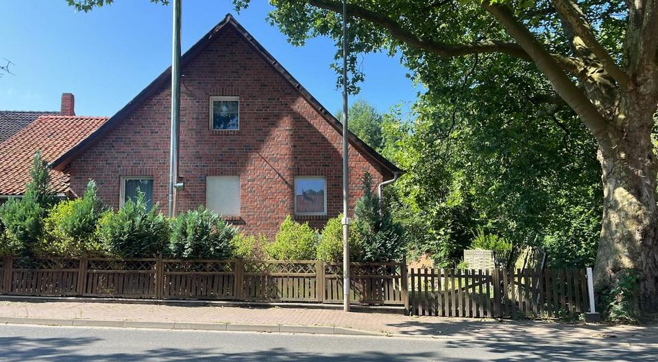 Einfamilienhaus Nordstemmen - 8 Zimmer, 1.000 m&sup2;, 129.000&euro; | Angebot:26475135
