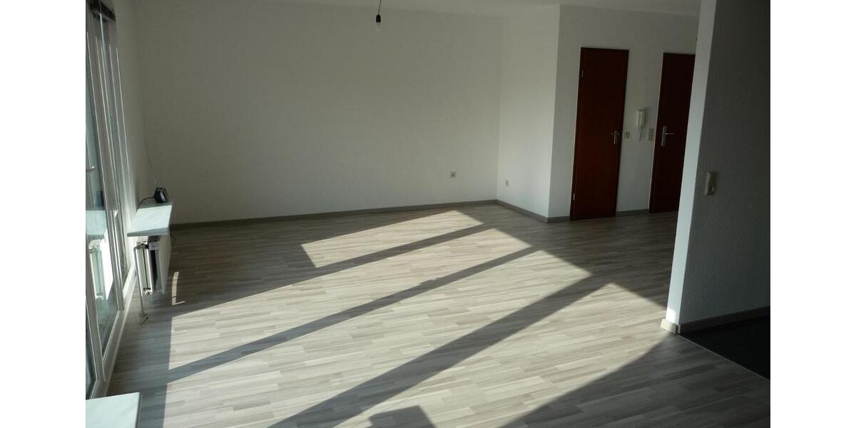 Dachgeschoßwohnung Hildesheim Himmelsthür - 2 Zimmer, 69 m&sup2;, 650&euro; | Angebot:26440255