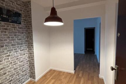 Wohnung Garbsen Berenbostel - 3 Zimmer, 87 m&sup2;, 900&euro; | Angebot:24563436