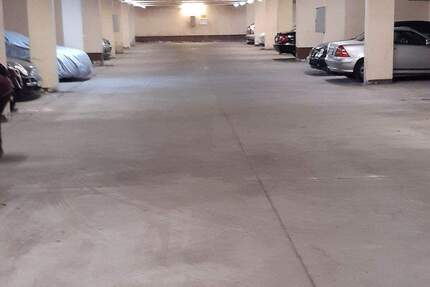 Garagen / Stellplätze Laatzen Laatzen-Mitte - 10.500&euro; | Angebot:25200550