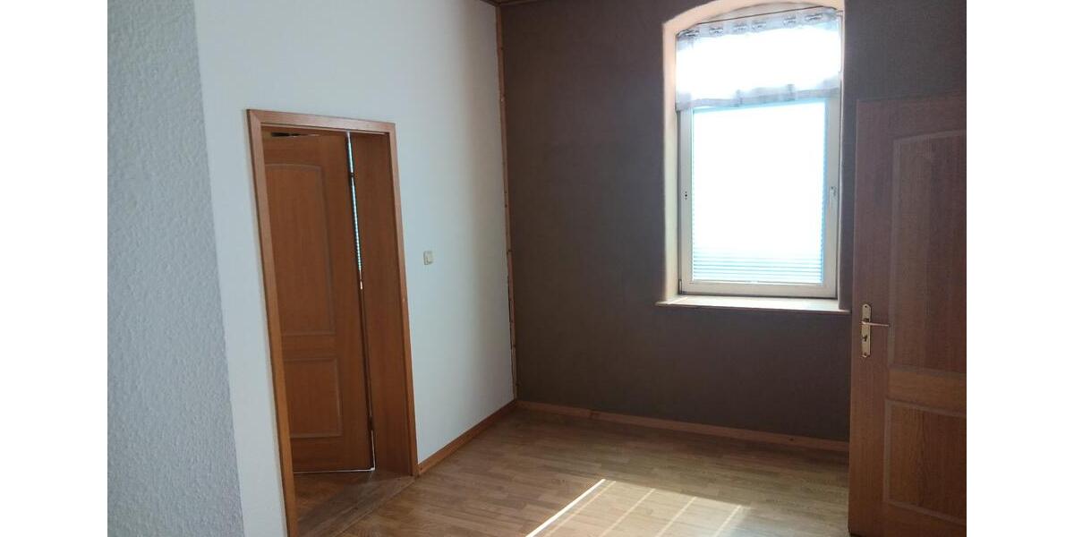Erdgeschoßwohnung Neustadt am Rübenberge - 5 Zimmer, 160 m&sup2;, 990&euro; | Angebot:26646456