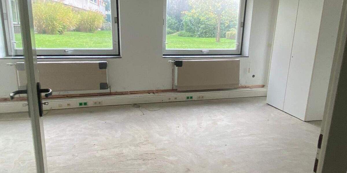 BESTE LAGE - VIELE RÄUME - VIELE MÖGLICKEITEN - RUHIG IM UNTERGESCHOSS zimmer