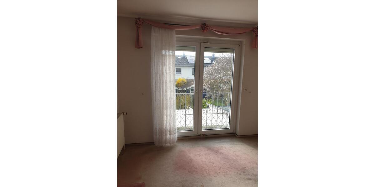 Einfamilienhaus Ronnenberg - 4 Zimmer, 140 m&sup2;, 1.300&euro; | Angebot:26143029