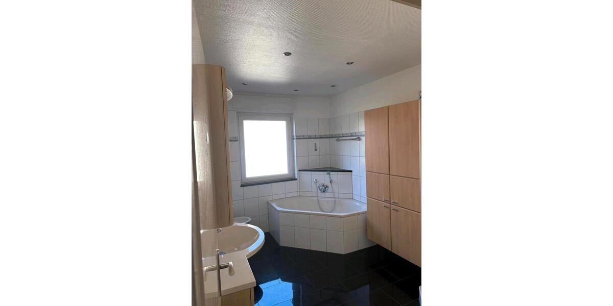 Einfamilienhaus Hildesheim - 12 Zimmer, 578 m&sup2;, 720.000&euro; | Angebot:26348777