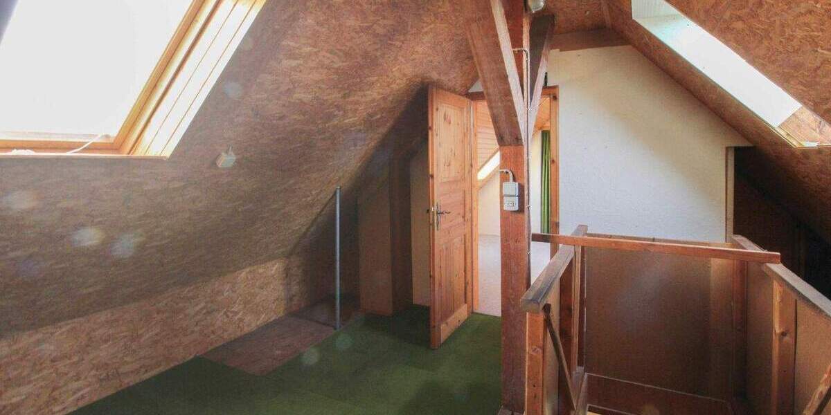 Großflächige Wohnung: Gestaltbare Dachgeschosswhg. in Hannover-Badenstedt 4 zimmer