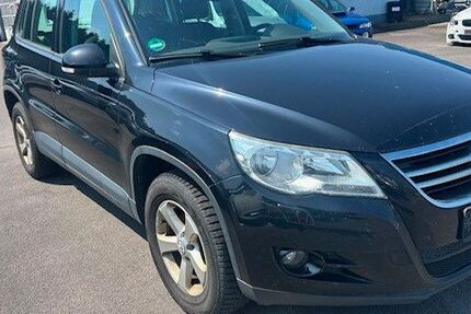 VW Tiguan 251.000 km 4.999 &euro; Lehrte-Hämelerwald 31275