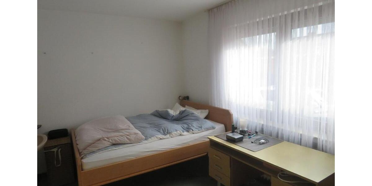 Einfamilienhaus Hildesheim Himmelsthür - 9 Zimmer, 210 m&sup2;, 535.000&euro; | Angebot:26755086