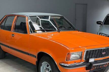 Opel Commodore 88.000 km 11.900 &euro; Burgwedel 30938