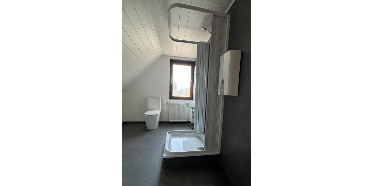 Einfamilienhaus Hannover Vahrenwald-List - 5 Zimmer, 150 m&sup2;, 1.950&euro; | Angebot:26690427