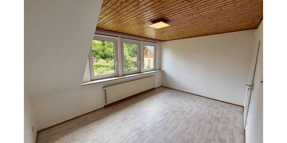 Doppelhaushälfte Wedemark Oegenbostel - 5 Zimmer, 177 m&sup2;, 299.000&euro; | Angebot:26763998