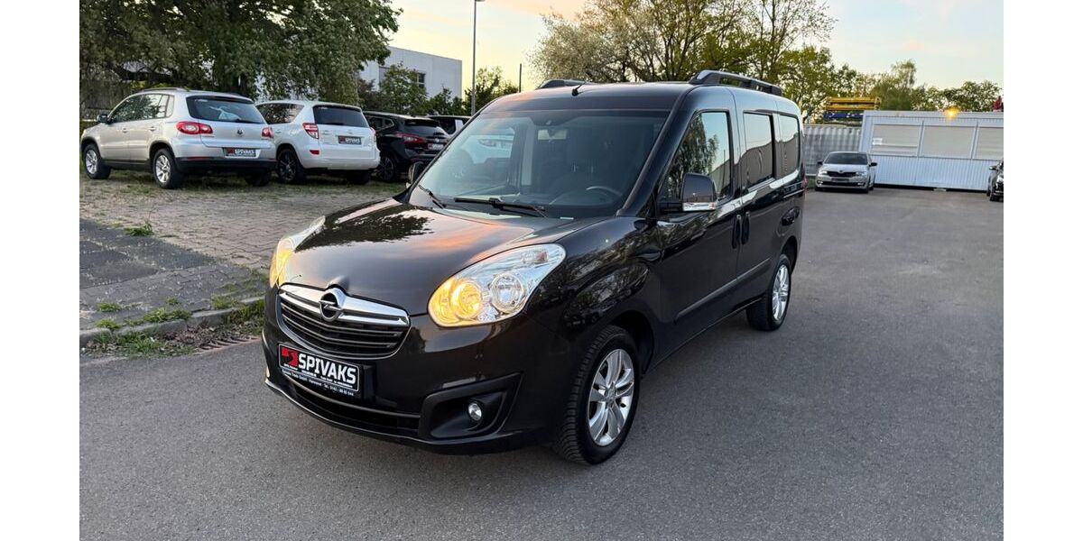 Opel Combo 95.000 km 6.899 &euro; Hannover 30179