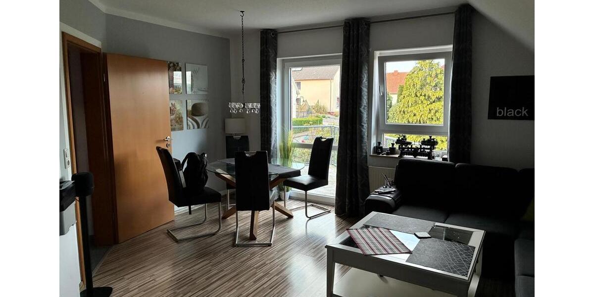 Dachgeschoßwohnung Lauenau - 3.5 Zimmer, 104 m&sup2;, 720&euro; | Angebot:26662493