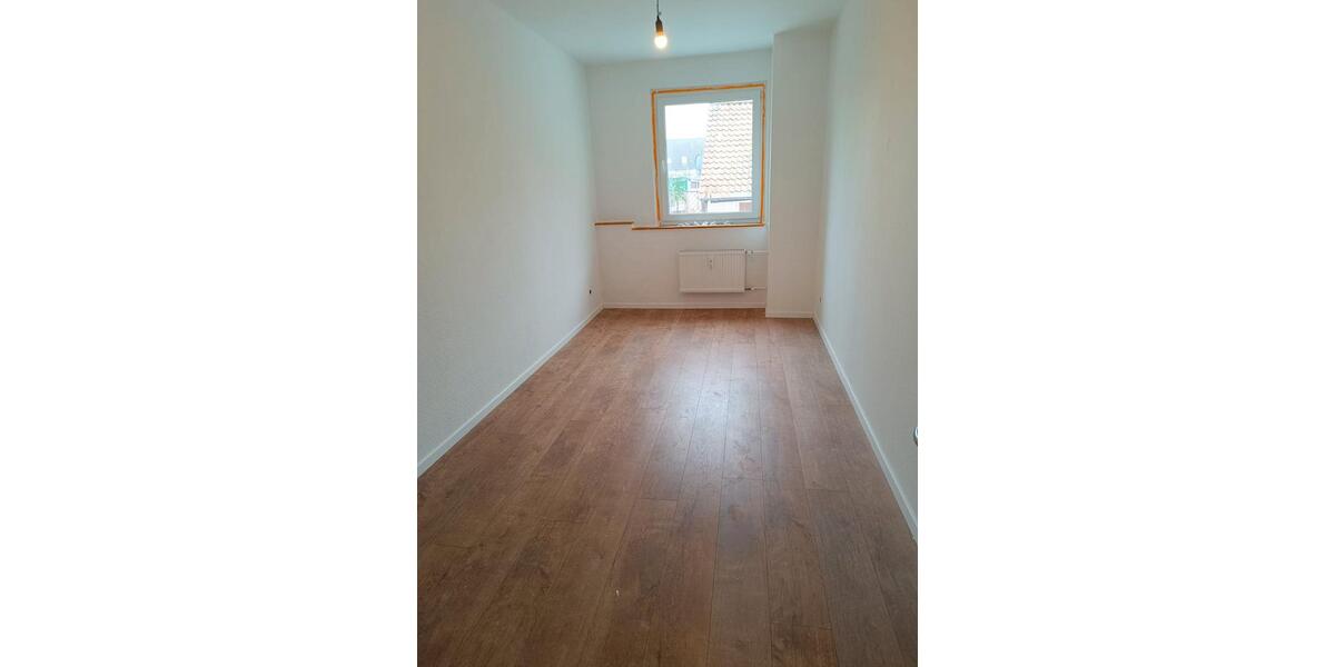 Etagenwohnung Bad Münder am Deister - 4.5 Zimmer, 128 m&sup2;, 920&euro; | Angebot:27605254