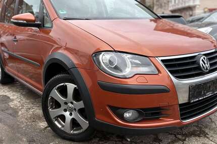 VW Cross Touran 222.000 km 3.490 &euro; Hannover 30165