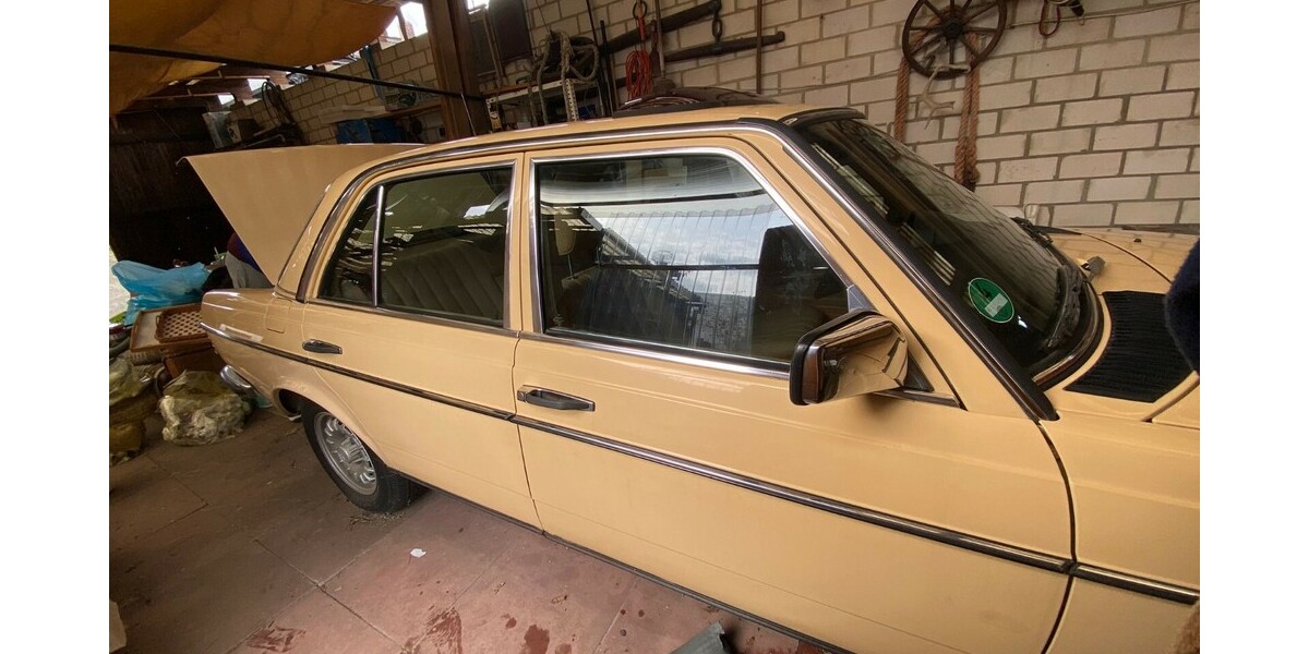 Mercedes-Benz E280 186.127 km 18.500 &euro; Hildesheim 31134