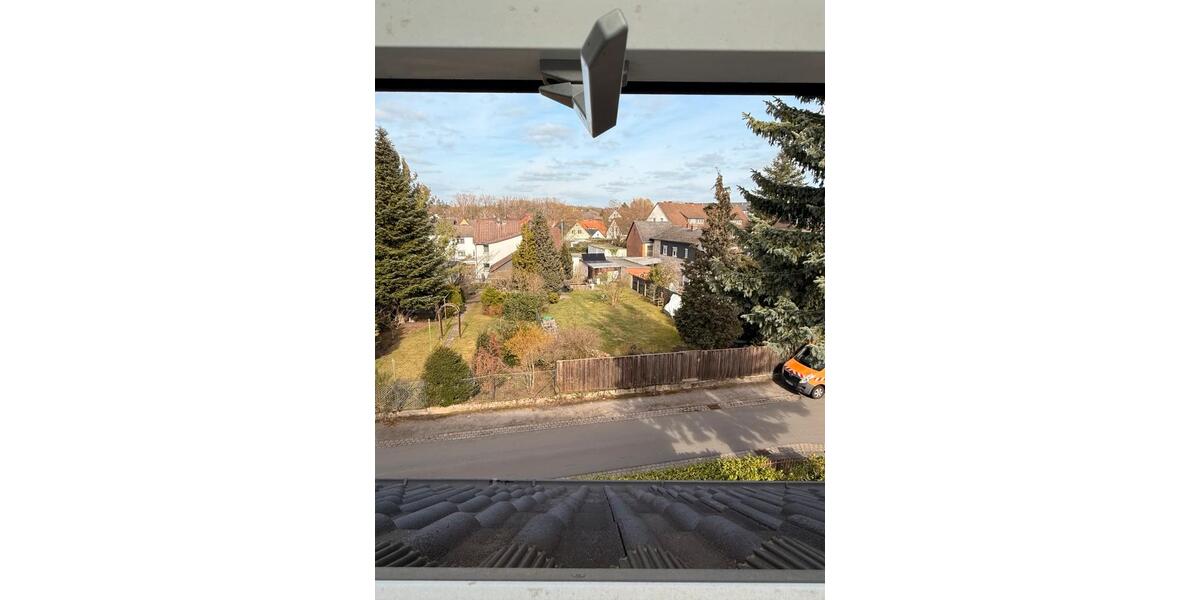 Dachgeschoßwohnung Hannover Buchholz-Kleefeld - 4 Zimmer, 80 m&sup2;, 1.100&euro; | Angebot:25489096