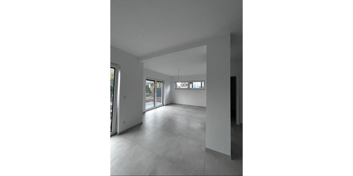 Doppelhaushälfte Burgwedel - 5 Zimmer, 140 m&sup2;, 1.650&euro; | Angebot:24357354