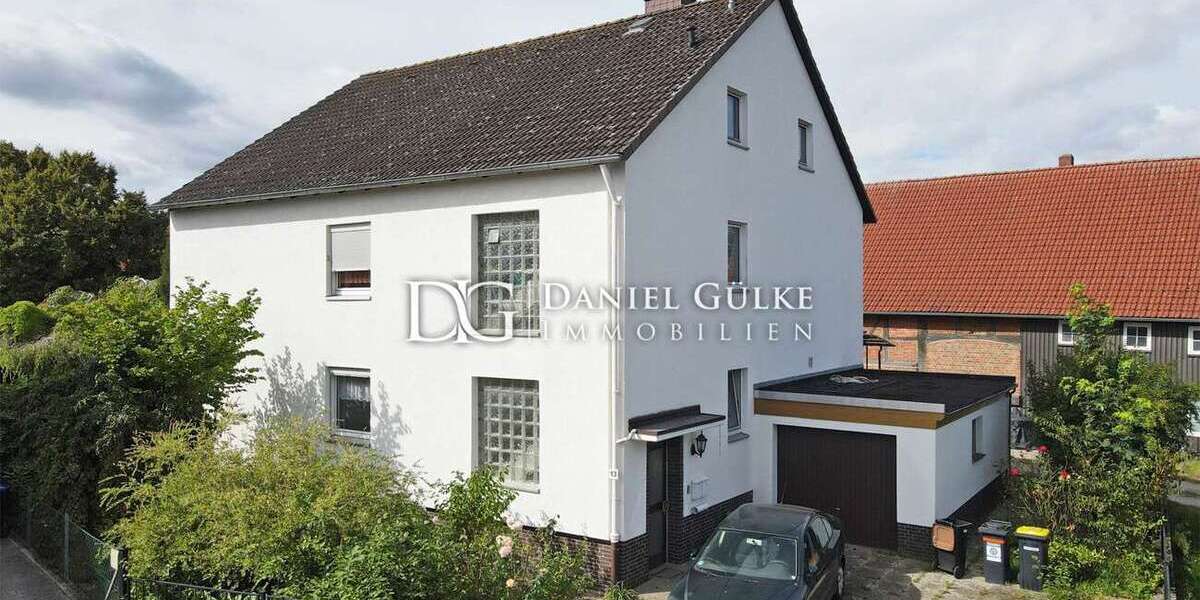 Haus zum Kaufen in Springe 248.000 € 201 m² 8 zimmer