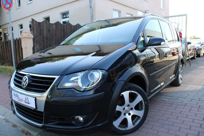 VW Touran 196.000 km 5.999 € Nordstemmen 31171