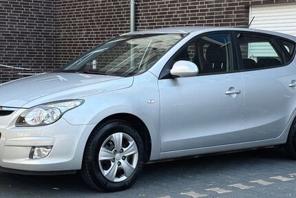 Hyundai i30 23.500 km 9.499 &euro; Laatzen 30880