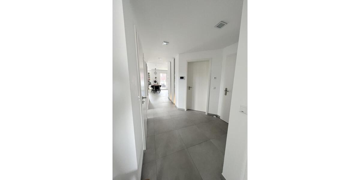 Etagenwohnung Hildesheim Himmelsthür - 3 Zimmer, 96 m&sup2;, 1.080&euro; | Angebot:25378878