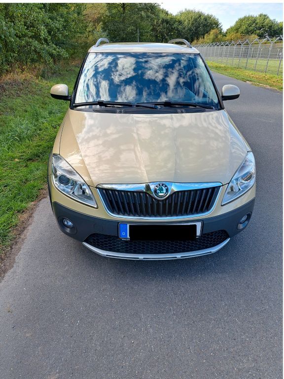 Skoda Fabia 70.300 km 5.900 € Garbsen 30827
