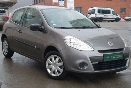 Renault Clio 77.890 km 4.990 &euro; Springe 31832