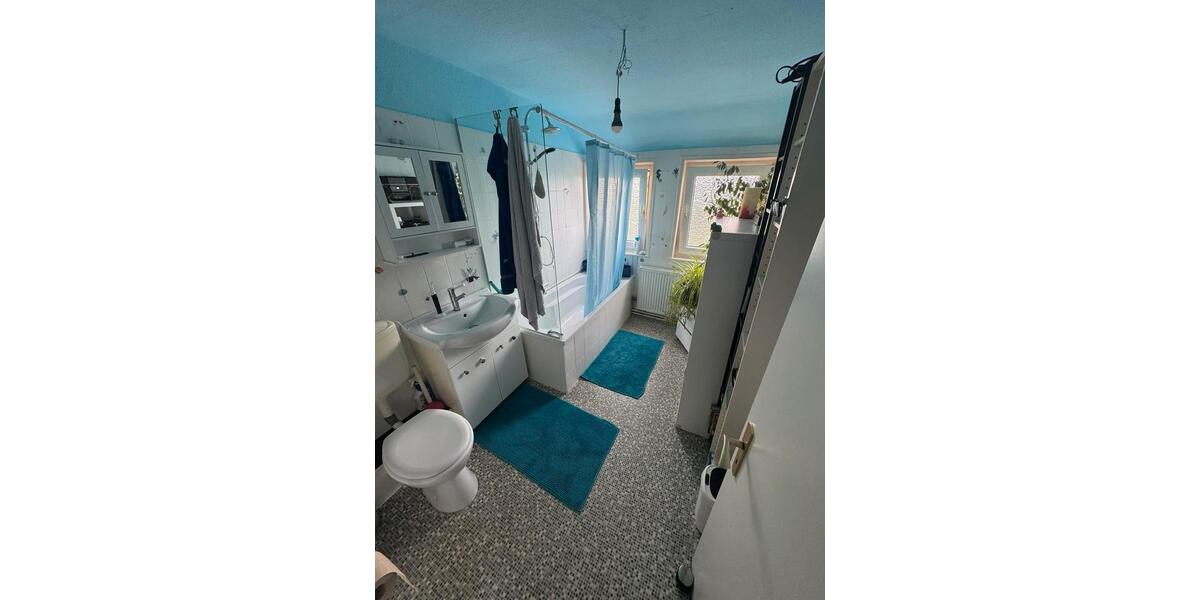 Dachgeschoßwohnung Seelze - 5 Zimmer, 100 m&sup2;, 1.100&euro; | Angebot:26636497