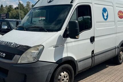 IVECO Andere 431.000 km 3.500 &euro; Seelze 30926