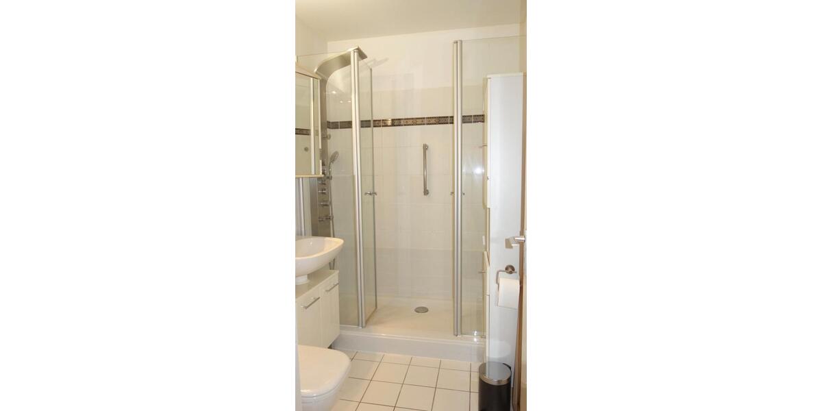 Dachgeschoßwohnung Hannover Bothfeld-Vahrenheide - 3 Zimmer, 71 m&sup2;, 700&euro; | Angebot:26253767