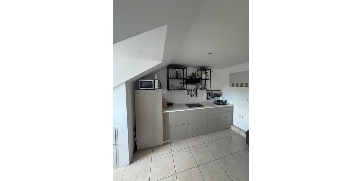 Dachgeschoßwohnung Hannover Bult - 3 Zimmer, 78 m&sup2;, 1.095&euro; | Angebot:26327302