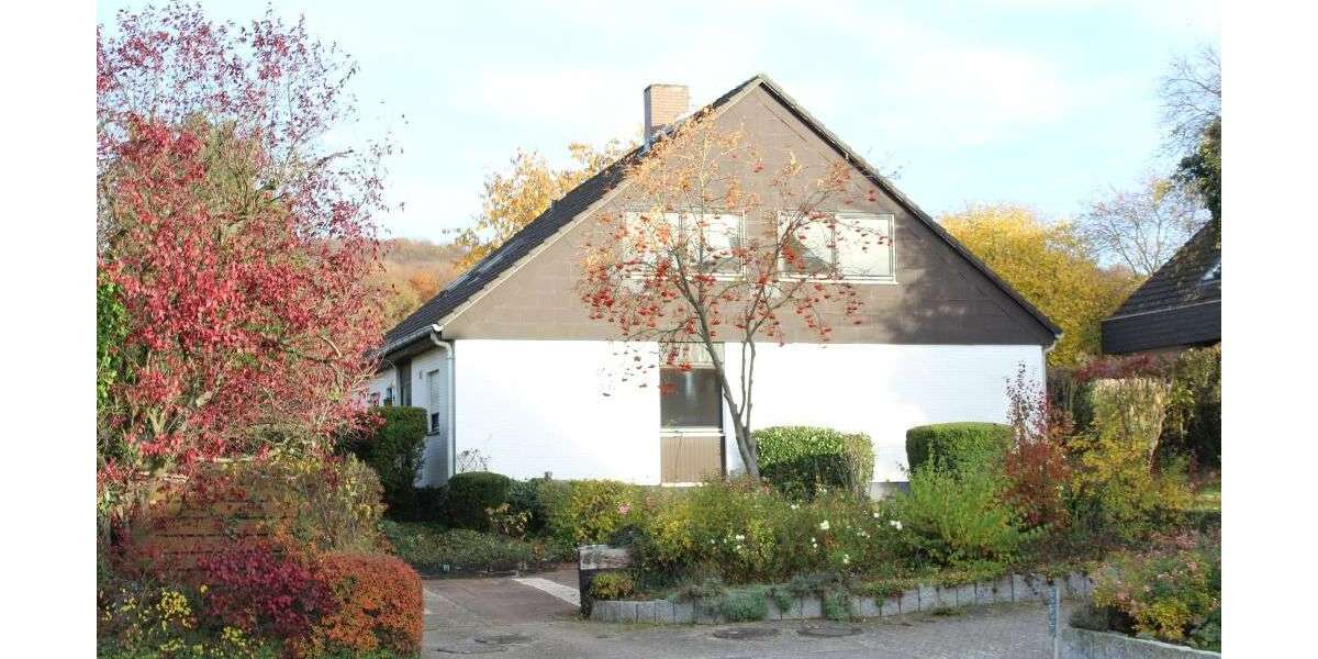 Haus zum Kaufen in Hildesheim 425.000 € 224 m² 7.5 zimmer