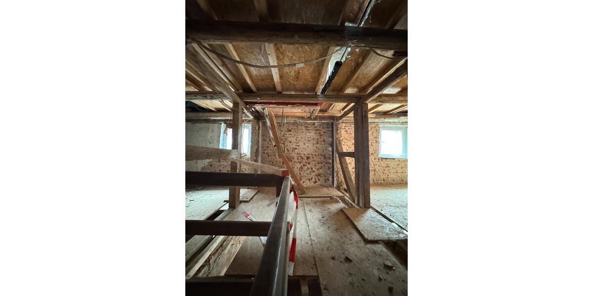 Einfamilienhaus Nordstemmen - 8 Zimmer, 1.000 m&sup2;, 129.000&euro; | Angebot:26475135