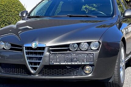 Alfa Romeo 159 109.920 km 8.490 &euro; Laatzen 30880