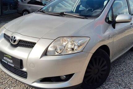 Toyota Auris 137.032 km 4.990 &euro; Springe 31832