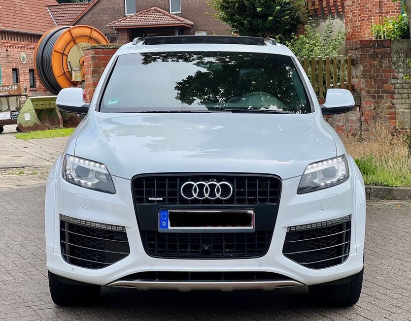 Q7