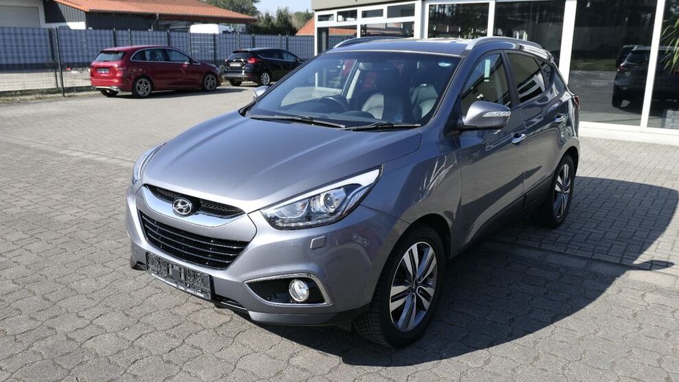 Hyundai TUCSON 137.000 km 7.990 € Adelheidsdorf 29352