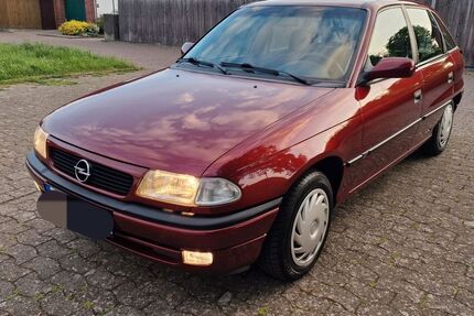 Opel Astra 93.555 km 2.900 &euro; Hannover 30177