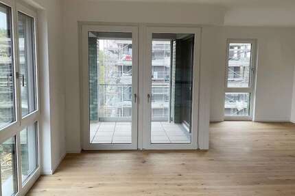 Wohnung zum Mieten in Hannover 1.990 € 140 m² 5 zimmer