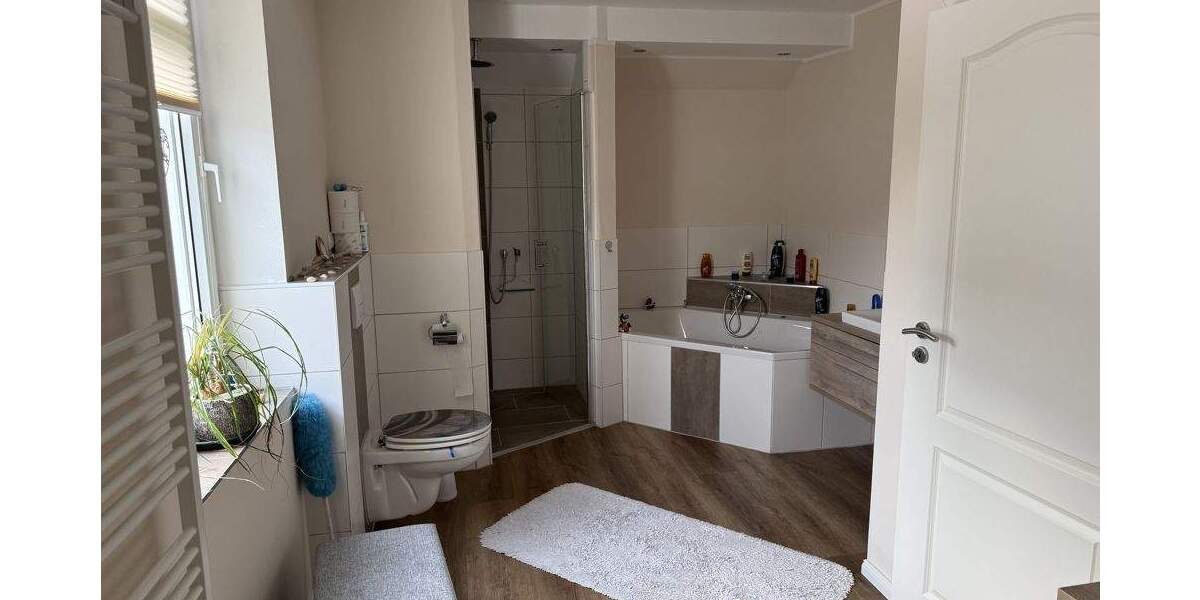 Mehrfamilienhaus, Wohnhaus Sehnde - 8 Zimmer, 185 m&sup2;, 630.000&euro; | Angebot:25770681