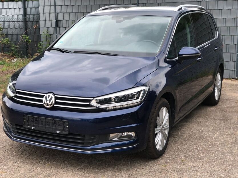 VW Touran 121.000 km 21.999 € Hambühren 29313